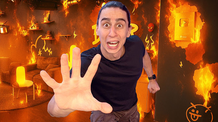 SI JE SORS DE LA PIÈCE, LA VIDÉO S’ARRÊTE !