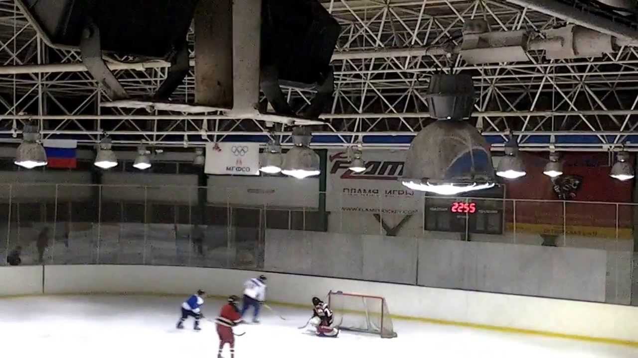 ⁣Любительский хоккей в Новогиреево