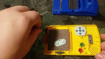 Gameboy Color teardown (speaker replacement assist)