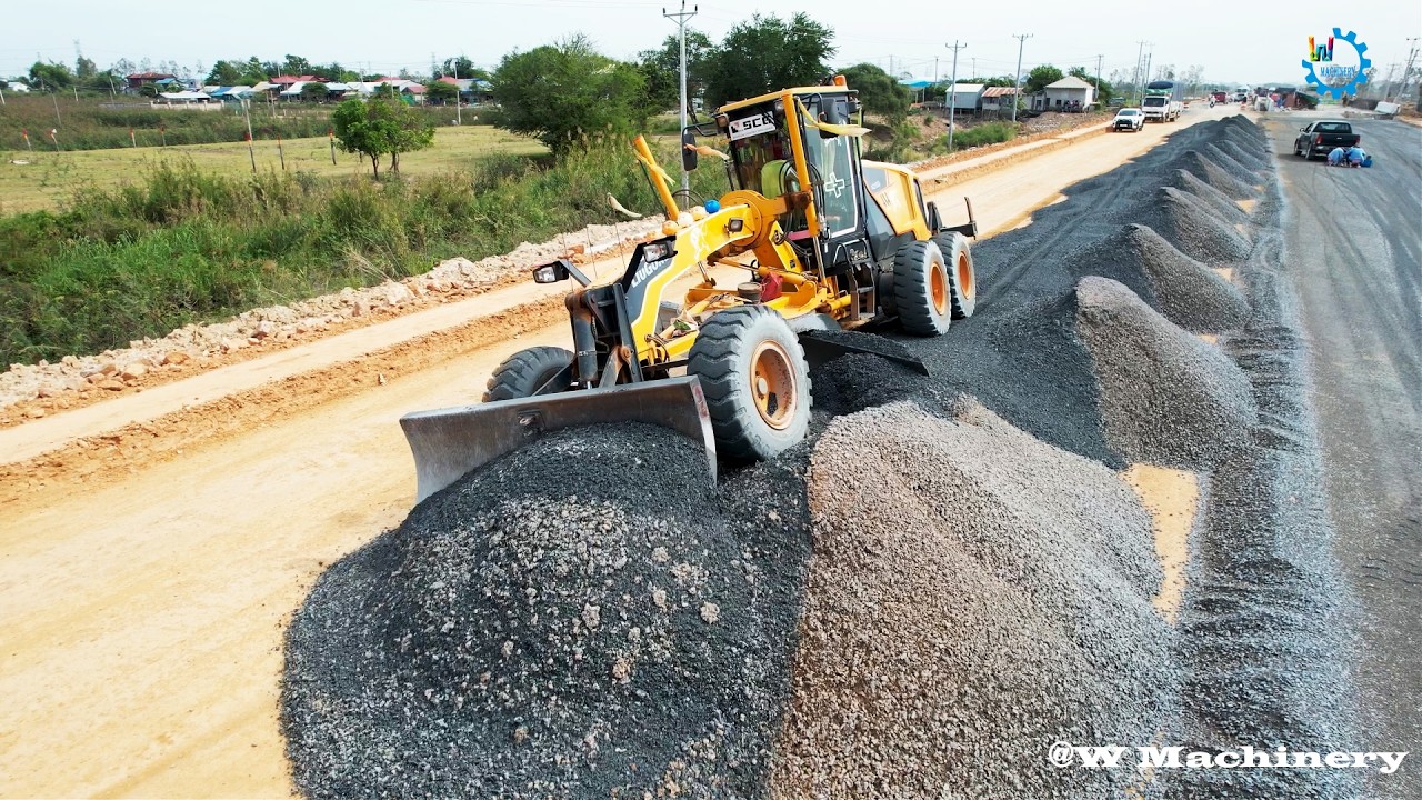 Amazing LiuGong Grader Operator Spreading Gravel Making New Runway Activities Skills Foundation