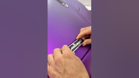 How to Take Off and Put Back a Car Emblem