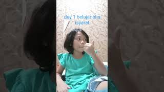 #pov:belajar bhs isyarat maaf masih lupa"