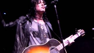 Tom Keifer - A Different Light