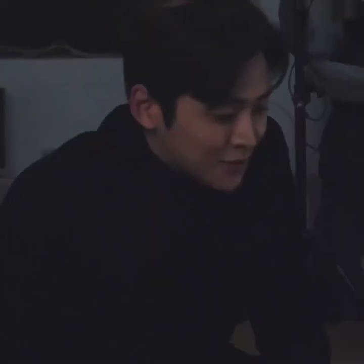 SF9 Rowoon cringing after romantic scenes #sf9 #kpop #fantasy #اسافناين #rowoon #kdrama #에스에프나인