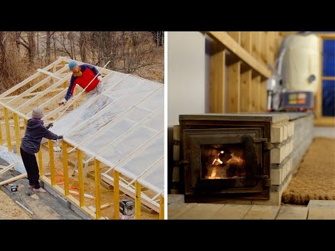 Видео: Изготовление деревянной теплицы + обогрев теплицы | От начала до конца