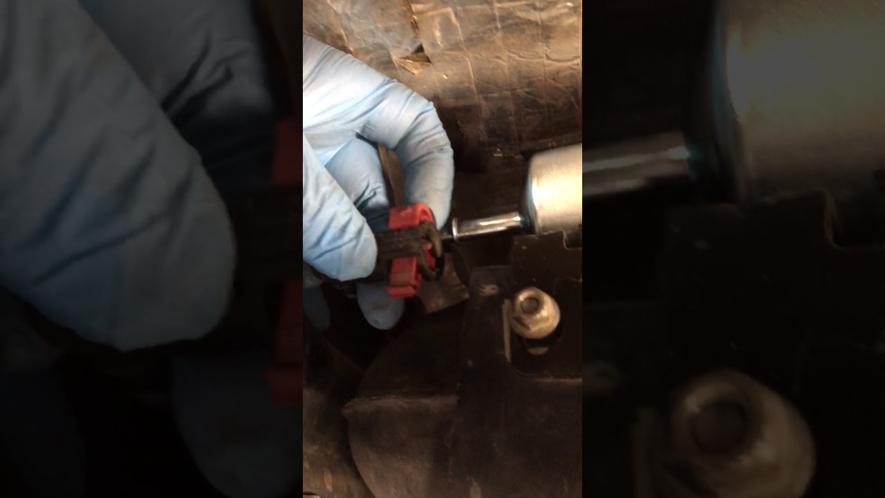 2004 Ford Explorer Replace Fuel Filter - YouTube