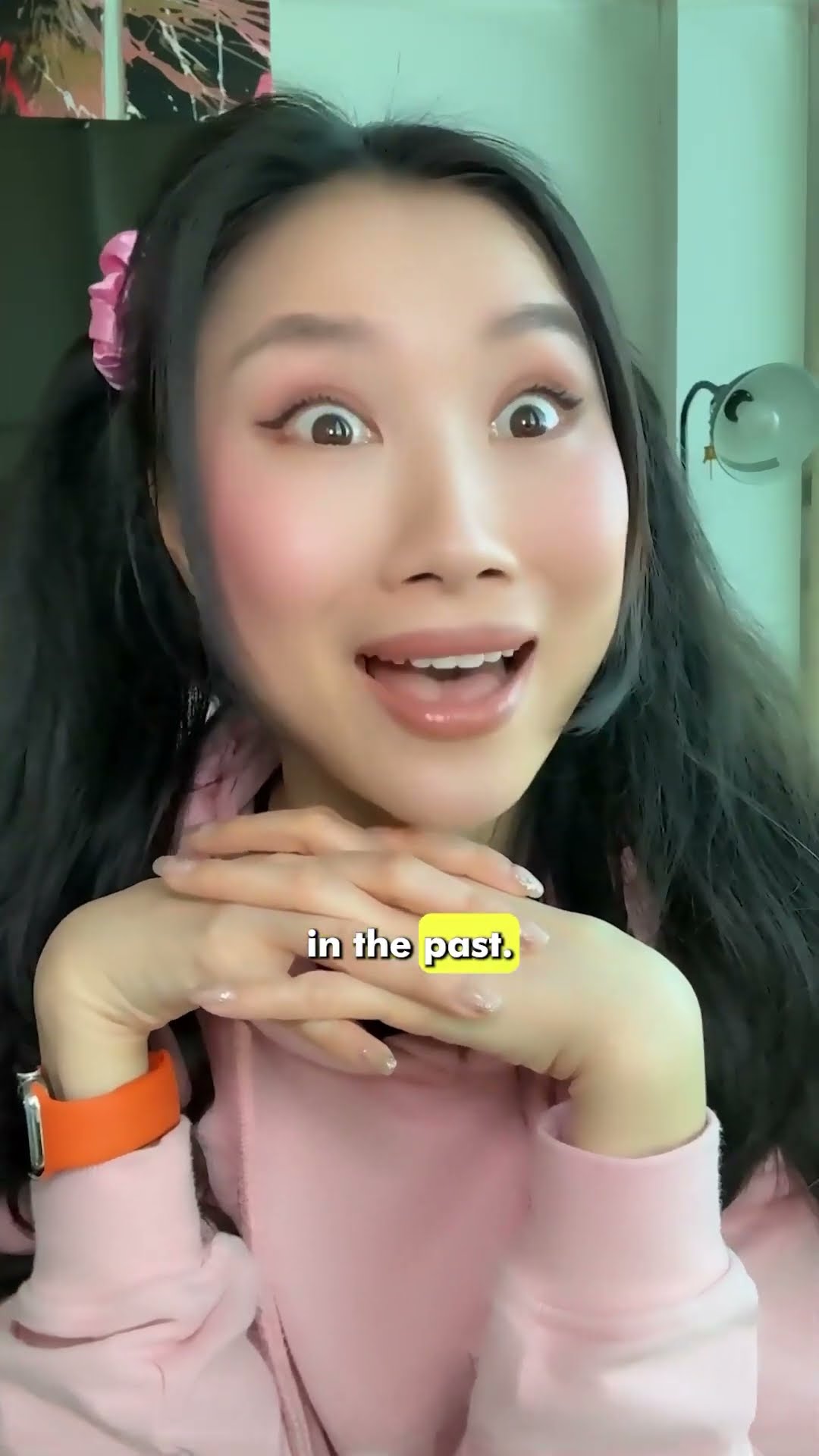 Baby Shu makes her mum eat fart ??