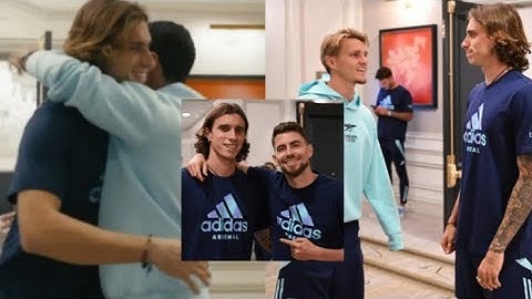 Riccardo Calafiori meets his Arsenal teammates for the first time!!!!