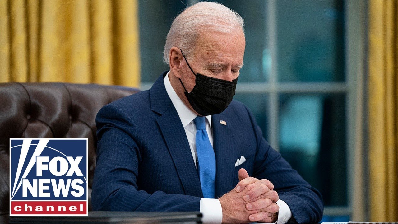 ⁣'The Five' react to Biden in damage control