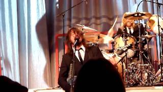 Foo Fighters - Rope @ Live on Letterman 12\/04\/2011