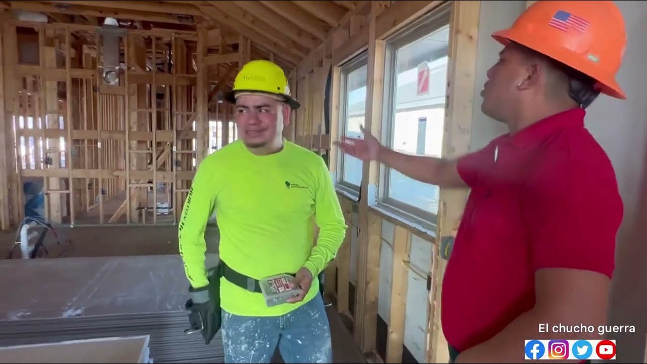 Cuando llegas con una gran cruda .goma al trabajo