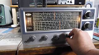 Allied A2515 Shortwave Receiver