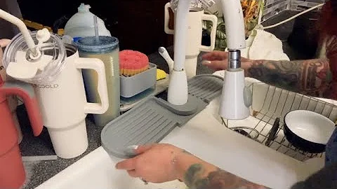 Kitchen Sink Splash Guard