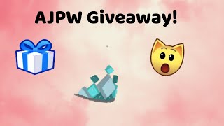 Royal Tiara Giveaway Lunarex