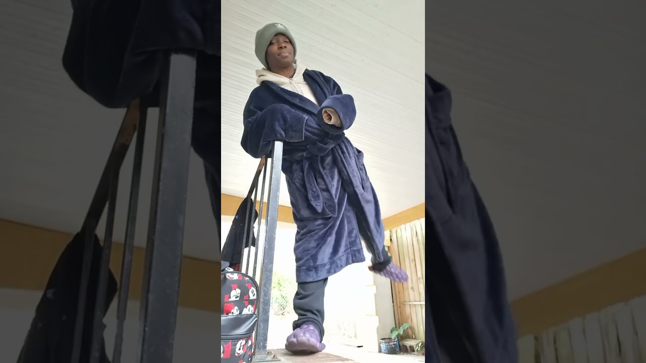 HEAR ME SOMEONE HELP US JUSTICE ⚖️🇺🇸 PLEASE IM RIGHT ION DESERVE TO SUFFER ANYMORE EVERYONE WATCHING