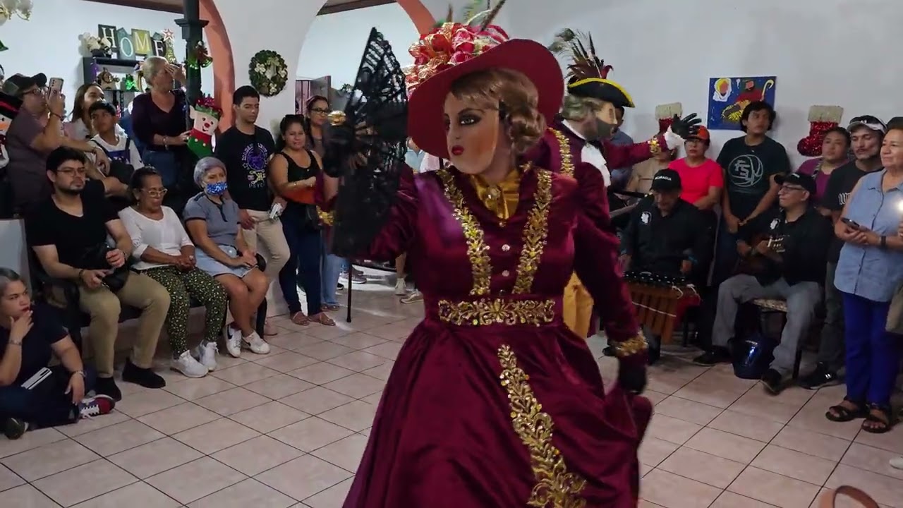 Произведение: Ла Лагуненья. Черный: Габриэль Бланко Элизондо. Старый: Марлон Бланко Элизондо.