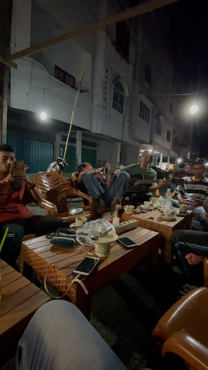 Download lagu ANAK TONGKRONGAN - BEBAS MERDEKA