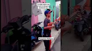 Download Lagu Suara Merdu Niko Pengamen Bernuansa Religi #fypyoutube #sorotandunia #semuaorang #pengamenviral MP3