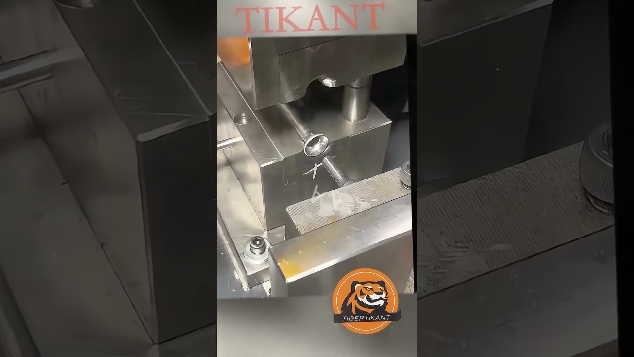 Expand the mouth of a round tube into a bell shape.