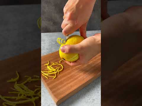 How to Zest a Lemon (5 Easy Ways!) - Evolving Table