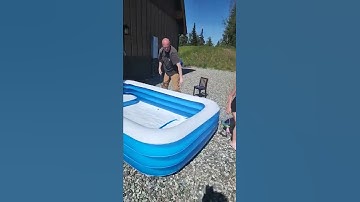 QUICK HACK TO BLOW UP #INFLATABLE POOL IN LESS THAN 2 MINUTES USING AIR COMPRESSORS #shorts