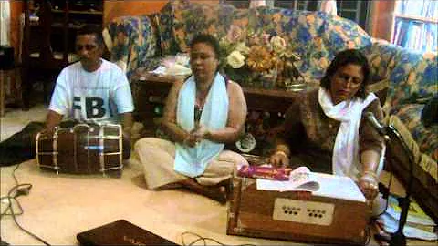 Sunita Persaud - maiya ulaar puche, beheni dulaar ...