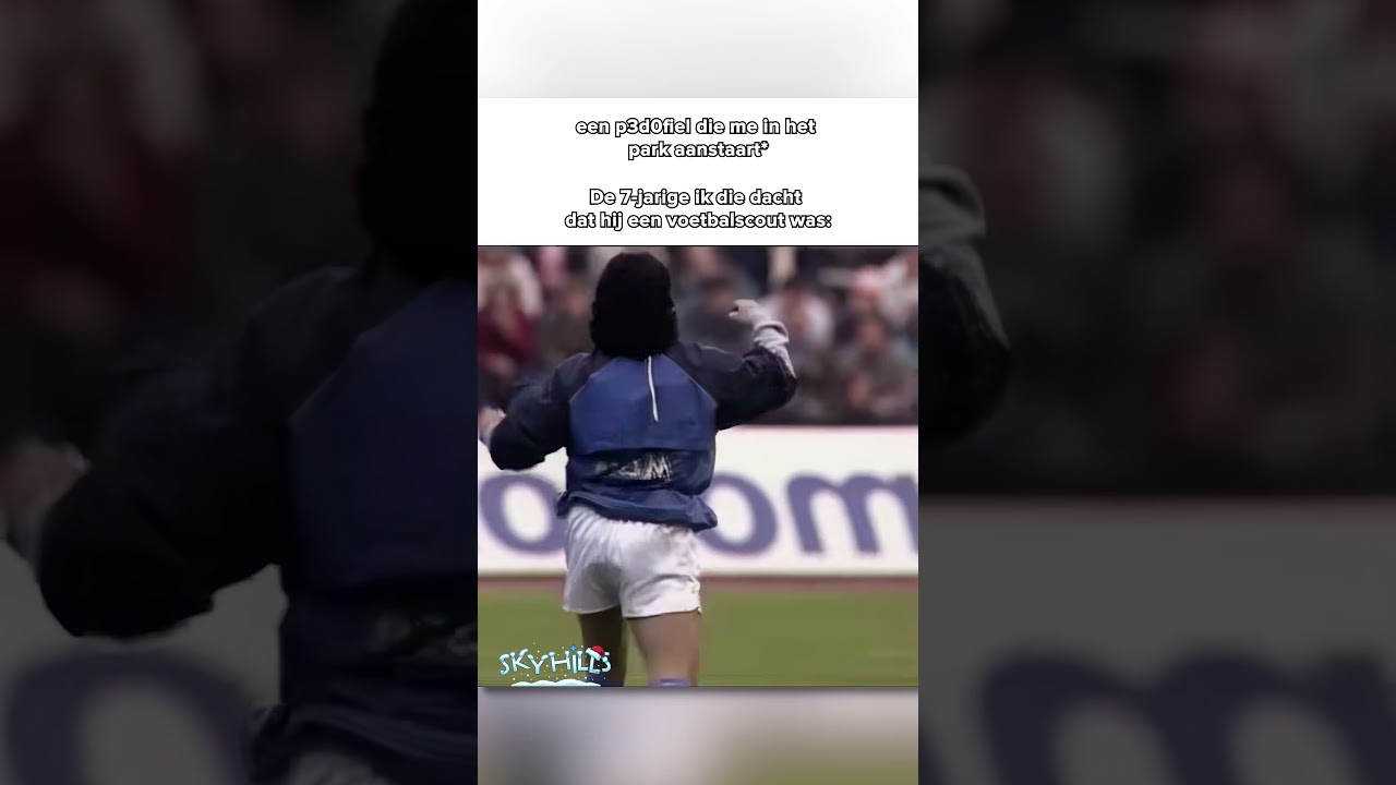Sign de contract #voetbalscout #maradona #voetbal #tiktoknederland #viraal #shorts