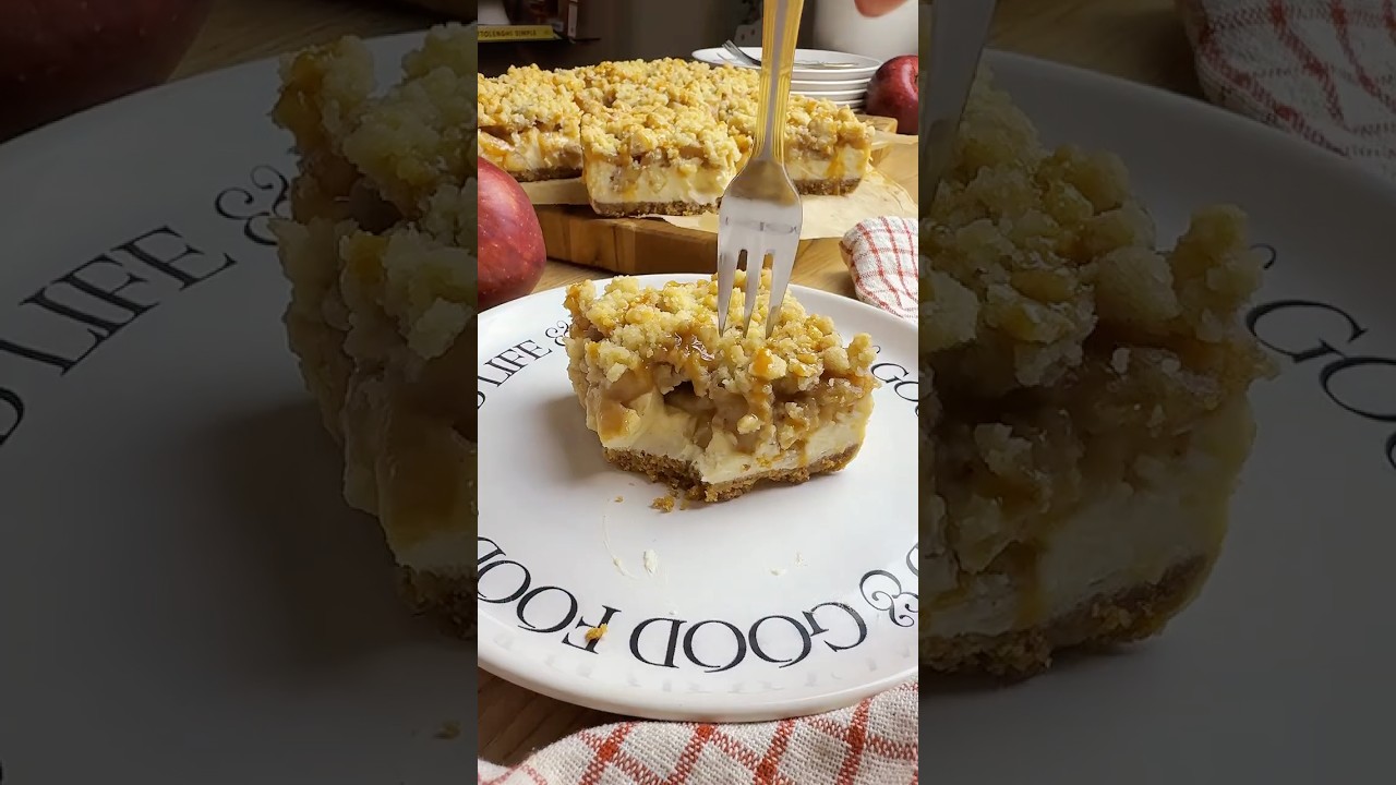 Bu Cheesecake’ i çok seveceksiniz 🫠 Elmalı Kıtırlı Cheesecake ( tarif açıklamada ) Bu Cheesecake’ i çok seveceksiniz 🫠 Elmalı Kıtırlı Cheesecake ( tarif açıklamada )