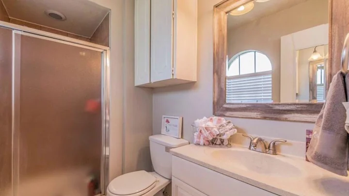 512 Judith Street Burleson, Texas 76028 | JP & Ass...