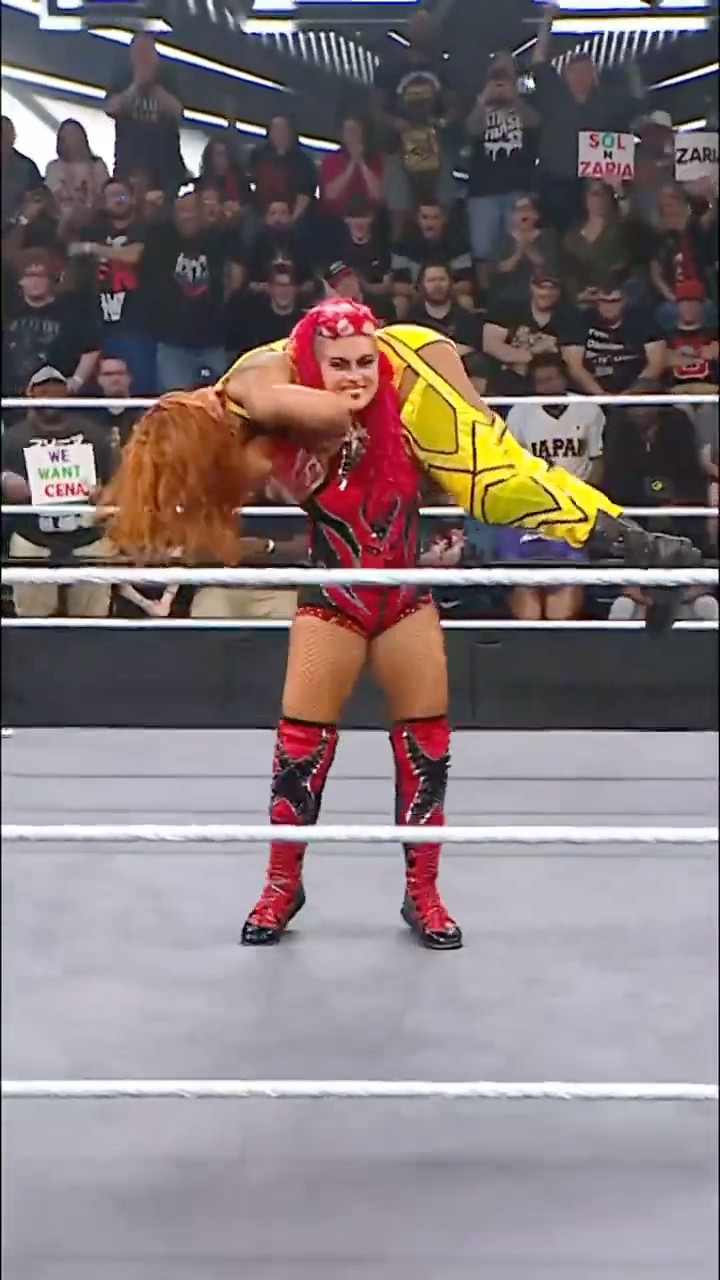 Sol Ruca and Zaria were not messing around! ? #WWENXT