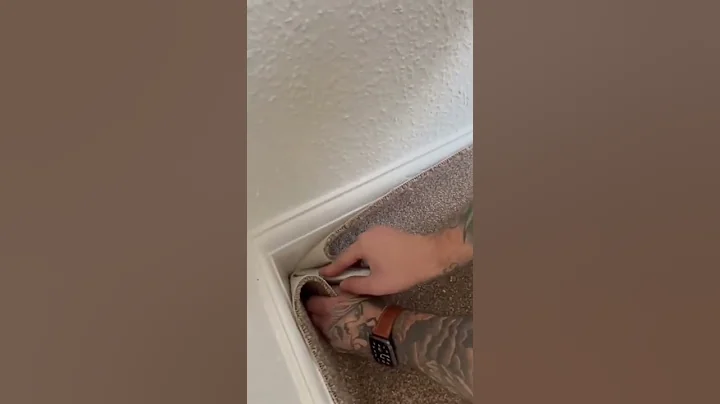 HOW TO CUT YOUR CARPET TO FIT INTO A CORNER #carpet #flooring #homeimprovement #diy #shorts #corner