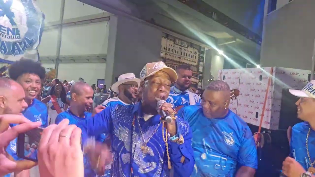 NENÊ DE VILA MATILDE 2026 l ARRANCADA NO MINIDESFILE