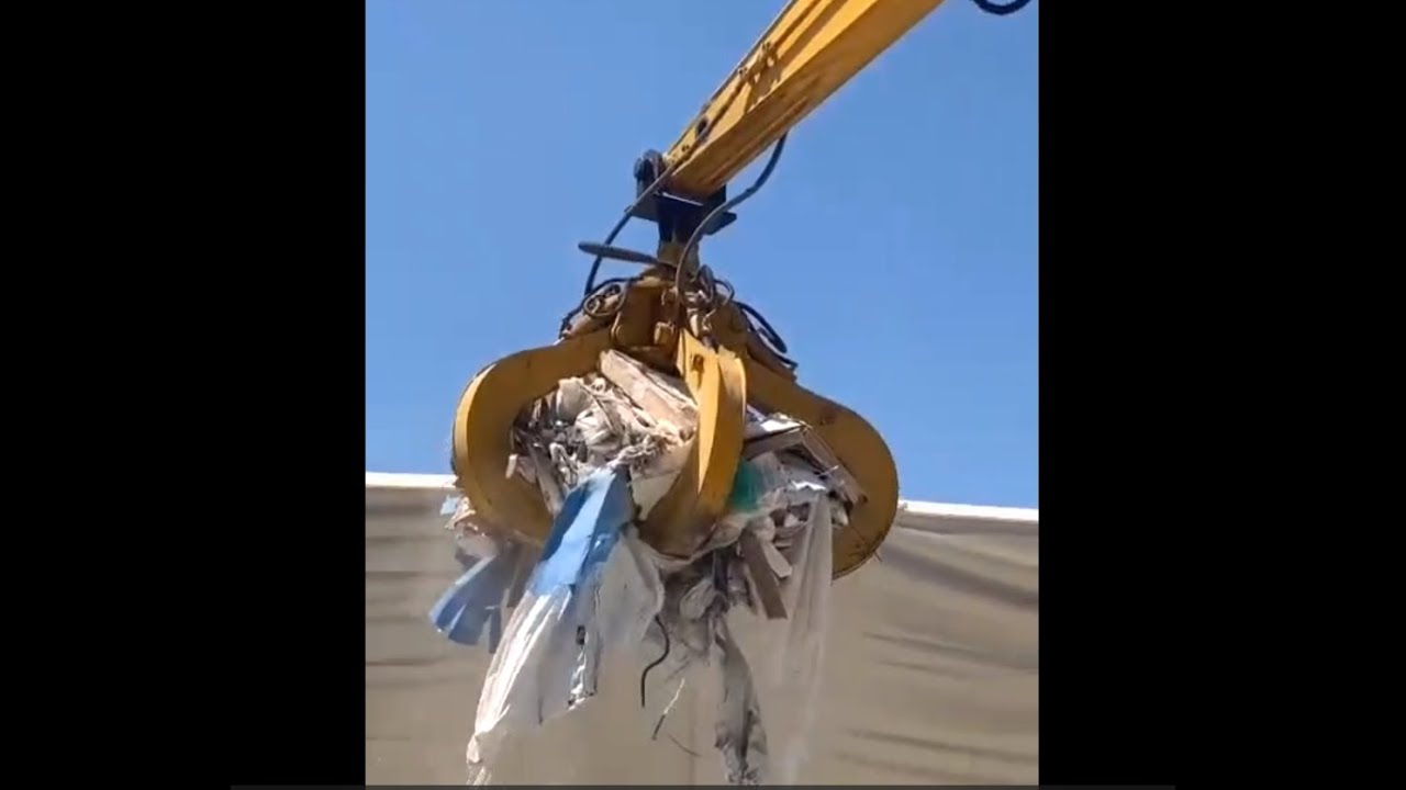 AME ATTACHMENTS - Hydraulic 5 Finger Scrap Grapple