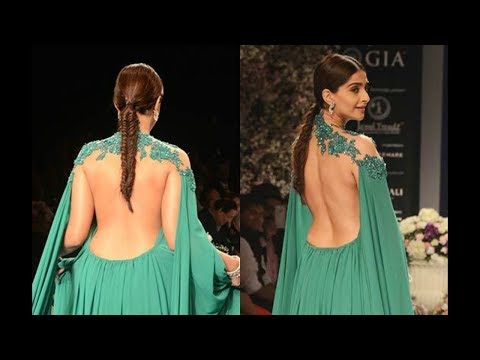 Sonam Kapoor Hot Looks in Green Dress at Ramp Walk IIJW 2019