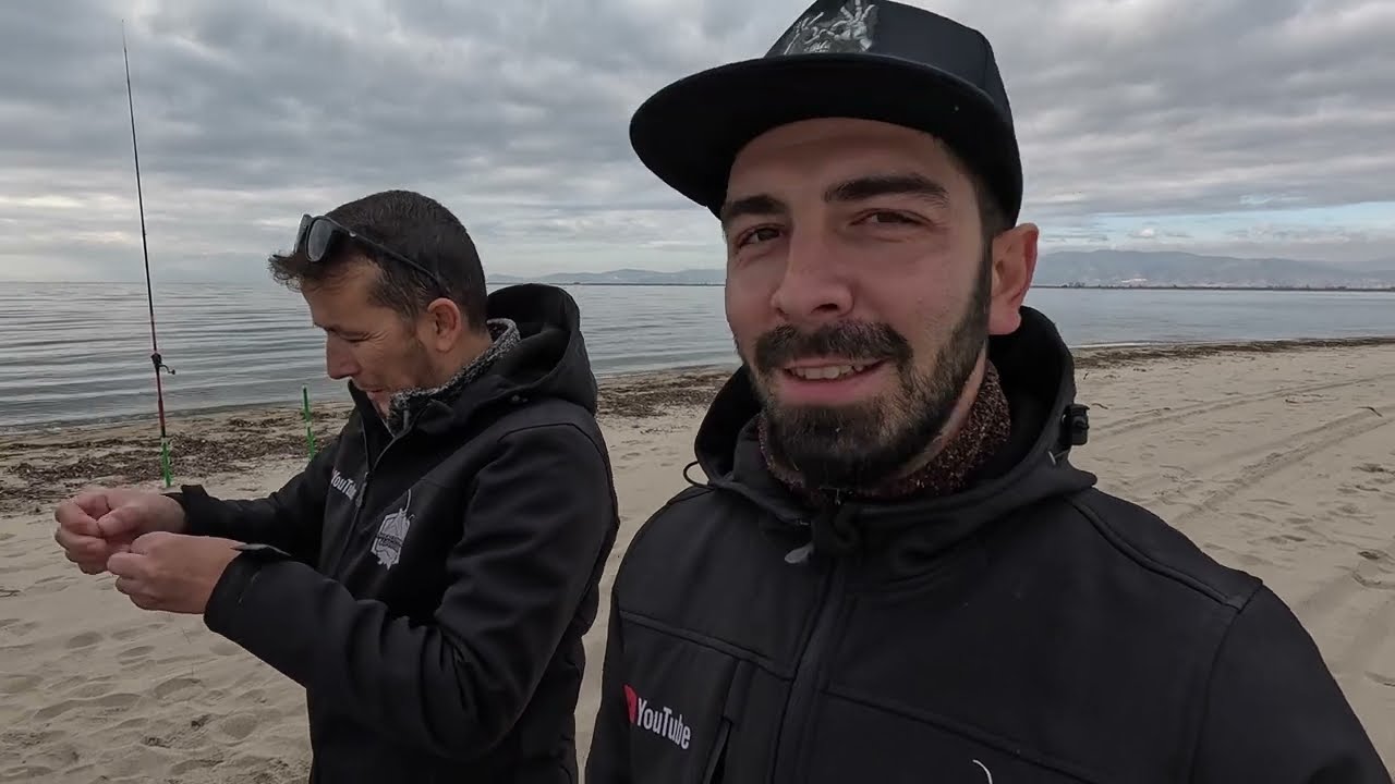 Πρώτο ψαρεμα του 2025 δίπλα στο λιμάνι της Κεραμωτης 4K Fishing Greece 2025