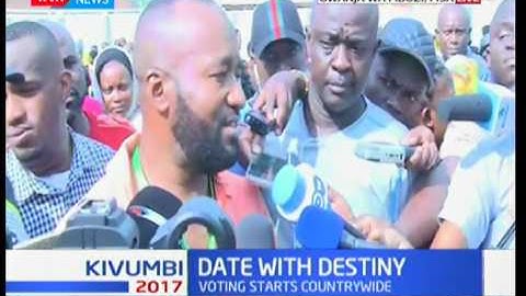 Mombasa Governor Hassan Joho casts his vote at Uwanja wa Mbuzi polling station