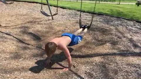 Playground workout- core work