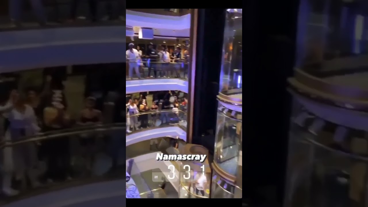 Inside Cruise Party 