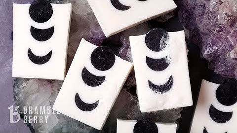 How to Make Eclipse Soap - Advanced Melt and Pour | Bramble Berry