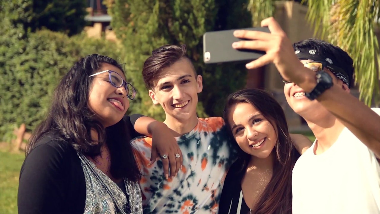 Presentacion de Buzos 6to A ENCJA Promo 19