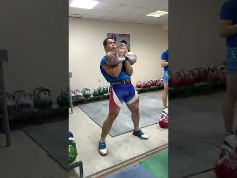 Видео: Донских А. толчок 28 кг 3минуты  работа ног в гиревом спорте.
