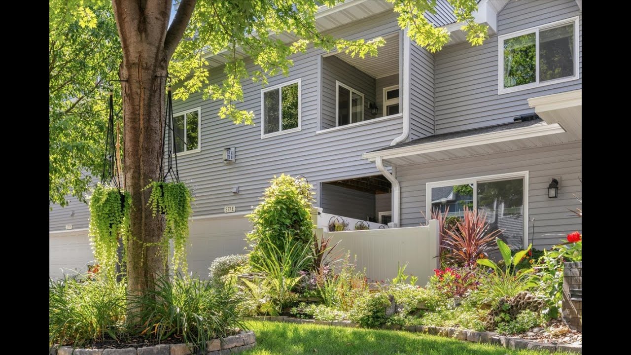 577 Woodduck Drive, Unit E Woodbury, MN | ColdwellBankerHomes.com