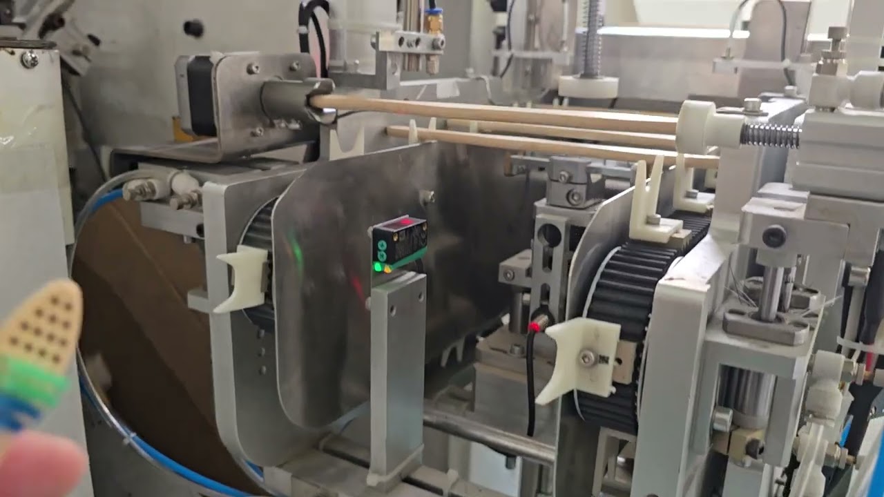 bamboo toothbrush project tufting machine