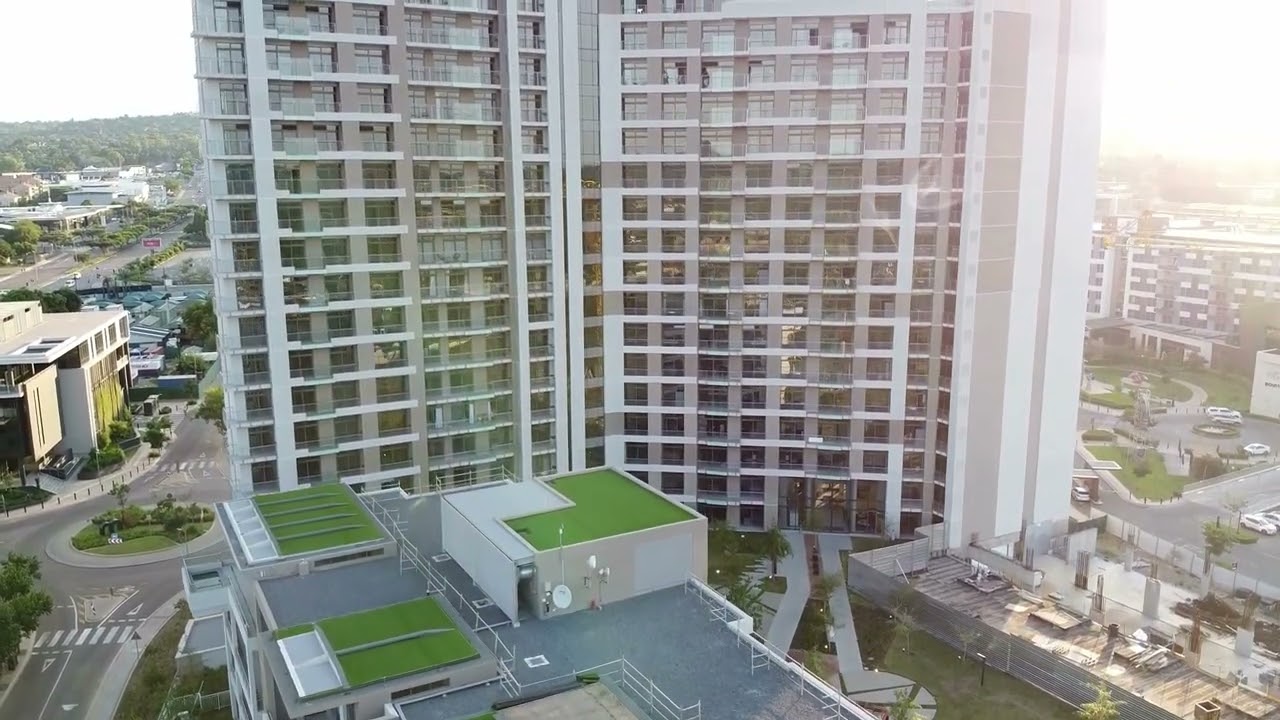 Multifamily property 16:9