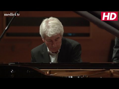 Kent Nagano, with Jean-Philippe Collard - Ravel: Piano Concerto for the Left Hand