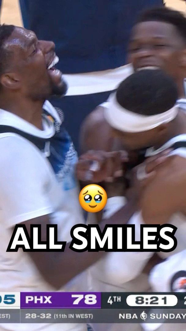 The Wolves are HUSTLING TONIGHT!