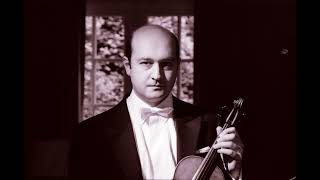 Bach Ciaccona from Partita D minor for violin solo. Valery Oistrakh violin