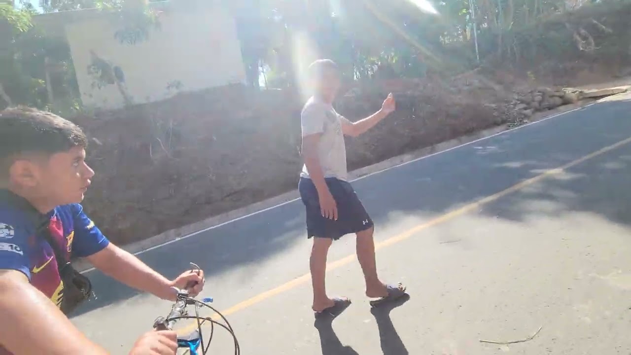 Los fuimos de tour en bicicletas con los bichos🚴‍♂️🚴‍♂️