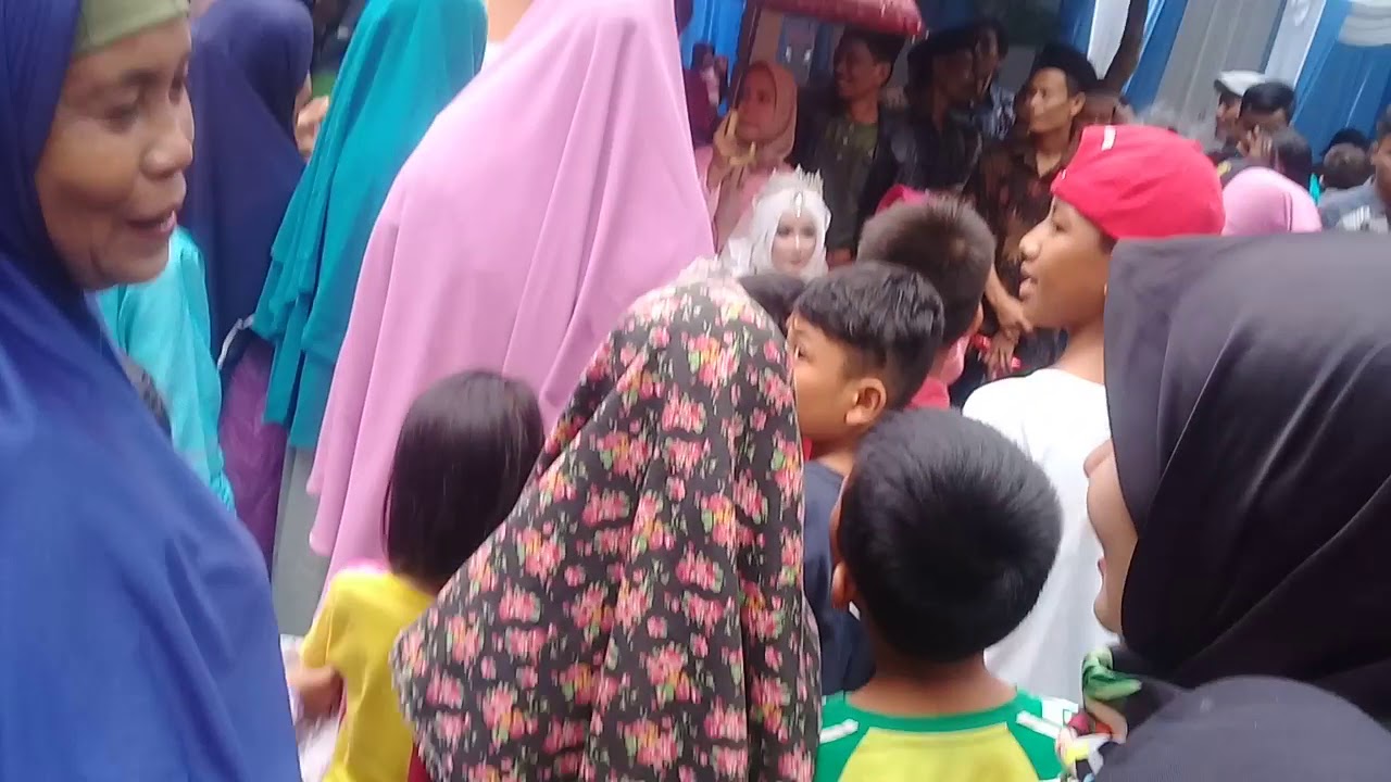 Saweran nikahan adat sunda @umar - YouTube