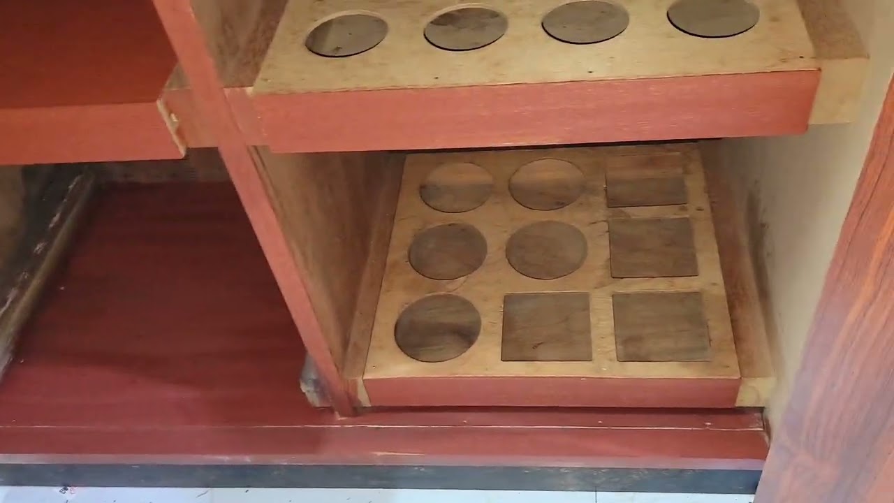 বিদেশি জাহাজের বড় সাইজের কেবিনেট